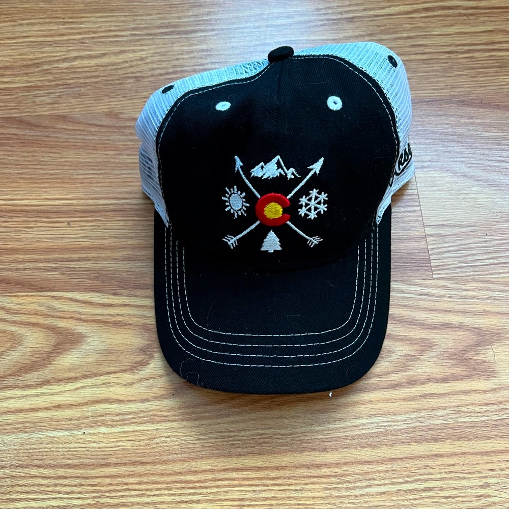 Aksels Hat